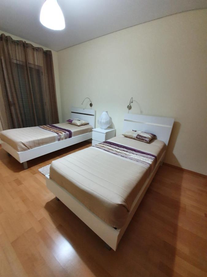 Apartamento T3 Ponta Delgada Buitenkant foto